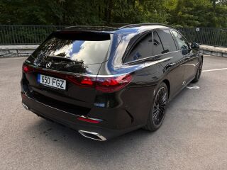 Mercedes-Benz E 300 AMG line SUPERSCREEN 2.0 150kW