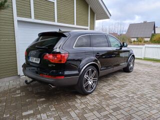 Audi Q7 4.1 240kW