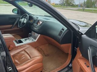 Infiniti FX35 3.5 209kW