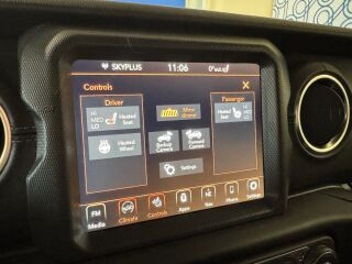 Jeep Wrangler Rubicon PHEV MY23 Baltics 2.0 200kW