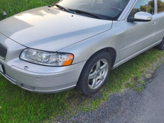Volvo V70 2.4 136кВ