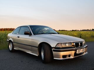 BMW 318 2.5 141kW