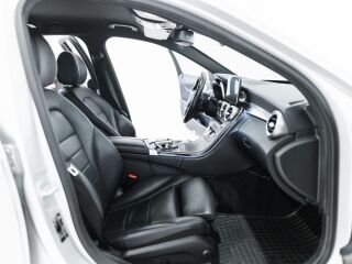 Mercedes-Benz C 350 Avantgarde Options Plus Hybrid 2.0 155kW