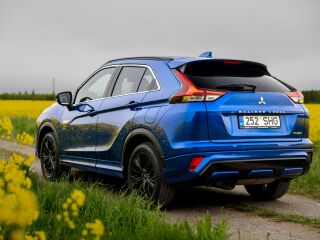 Mitsubishi Eclipse Cross Instye Plus Pano 4WD 2.4 138kW