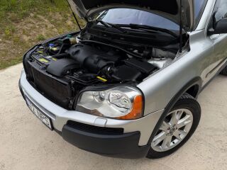 Volvo XC90 Summum AWD 2.4 D5 120kW