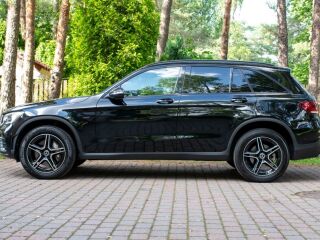 Mercedes-Benz GLC 300 de PHEV AMG Night 4M Wntr 2.0 PHEV Plug In Hybrid 225kW