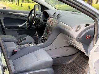 Ford Mondeo 2.0 107kW