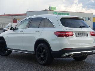 Mercedes-Benz GLC 350 e 4-Matic AMG Sportpakett EU6 2.0 R4 Plug-In Hybrid 155kW