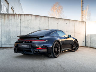 Porsche 911 TURBO S 3.6 523kW