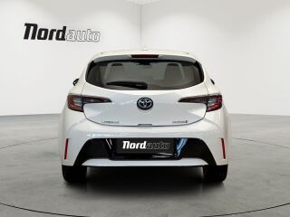 Toyota Corolla Active Hybrid 5D 1.8 Hybrid 72kW