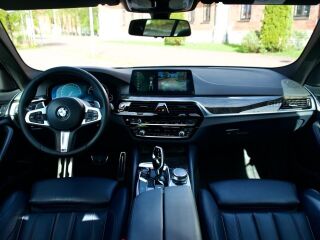 BMW 520 M-Sportpakett Shadowline xDrive 2.0 B47 140kW