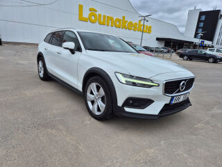 Volvo V60 Cross Country D4 AWD 2.0 140кВ