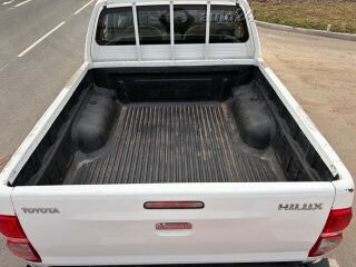 Toyota Hilux 2.5 106кВ