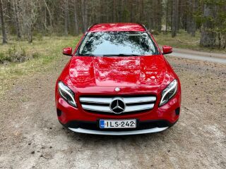 Mercedes-Benz GLA 200 2.0 100kW