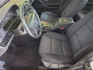 BMW 530 Touring Business Package 2.9 142кВ