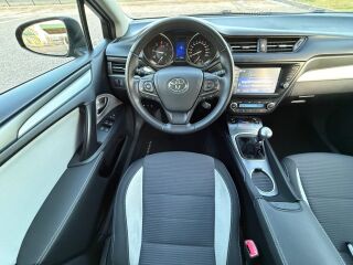 Toyota Avensis Touring Sports Facelift EU6 2.0 R4 D-4D TDI 105кВ