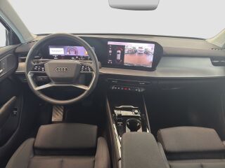 Audi Q3 SUV TFSI 1.5 110кВ