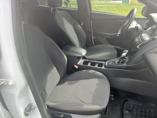 Ford Focus ST-Line 1.5 R4 88кВ