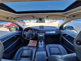 Volvo V70 MOMENTUM 2.4 R5 D5 136kW