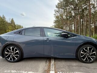 Toyota Prius Luxury PHEV 2.0 111kW