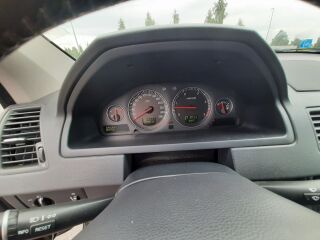 Volvo XC90 2.4 136кВ