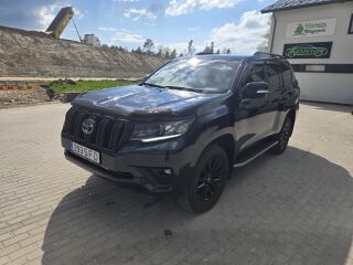 Toyota Land Cruiser SUV 4WD Black Edition 2.8 D-4D 150кВ