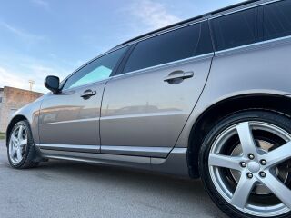 Volvo V70 2.4 129kW