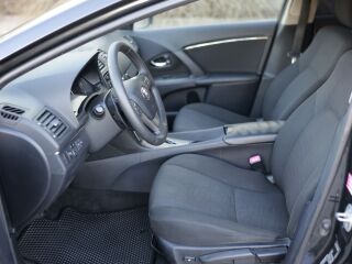 Toyota Avensis 2.2 110кВ
