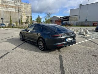 Porsche Panamera Turbo 4.0 V8 404кВ