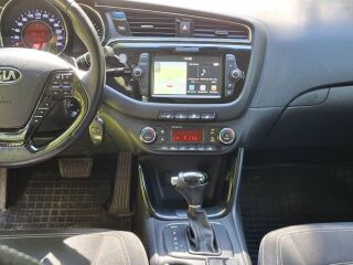 Kia cee'd Sportswagon 1.6 CRDi 100кВ