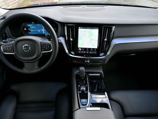 Volvo V60 AWD INSCRIPTION EXPRESSION INTELLI SAFE MY23 2.0 T6 Plug-in 251kW