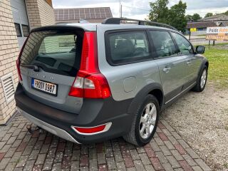 Volvo XC70 Cross Country 4WD 2.4 D5 136kW