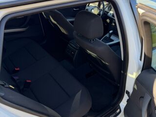 BMW 320 2.0 130kW