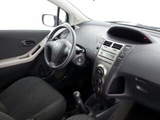 Toyota Yaris Facelift 1.0 51kW