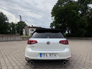 Volkswagen Golf GTI 2.0 R4 236kW