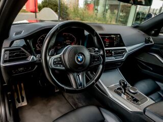 BMW 330 xDrive M-Sportpakett 3.0 195kW