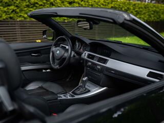 BMW 325 3.0 160kW