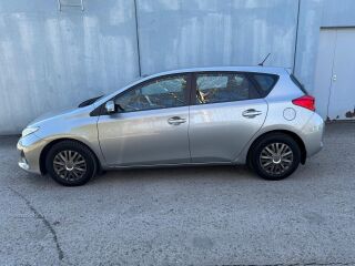 Toyota Auris 1.6 97kW