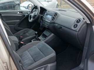 Volkswagen Tiguan 4 X 4 HIGHLINE 2.0 R4 125кВ