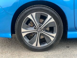 Nissan LEAF N-Connecta 90kW