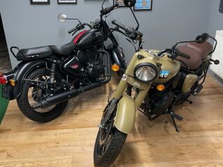 Royal Enfield Classic 350 Dark Stealth Black 15kW
