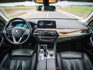 BMW 530 Sport Line 3.0 195kW