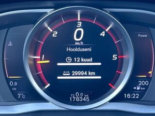 Volvo XC60 Ocean Race Black Edition 2.0 D3 110kW