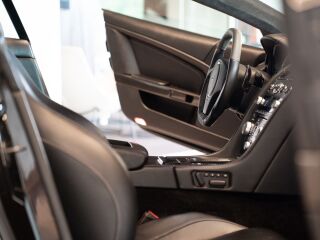 Aston Martin DB9 Mansory 5.9 350kW