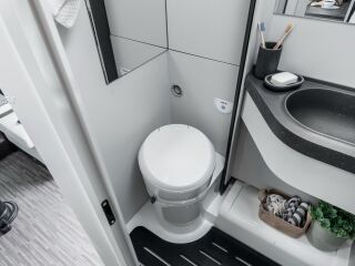 Mobilvetta KEA KOMPAKT 64 - TRUMA DIESEL - LiFePo4 - SOLAR -  2.2 R4 EURO VI E 103kW