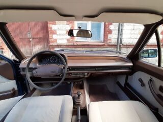 Audi 100 2D Sedan 2.0 84kW