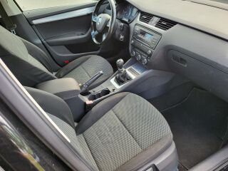 Skoda Octavia 1.2 77кВ