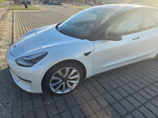 Tesla Model 3 Long Range AWD 153кВ