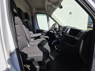 Peugeot Boxer BlueHDi L3H2 2.2 103kW