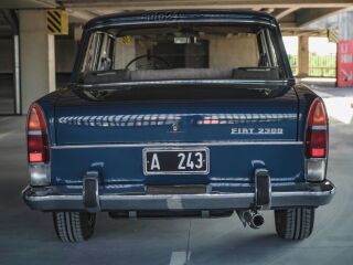 Fiat 2300 Berlina Lusso 2.3 R6 86kW